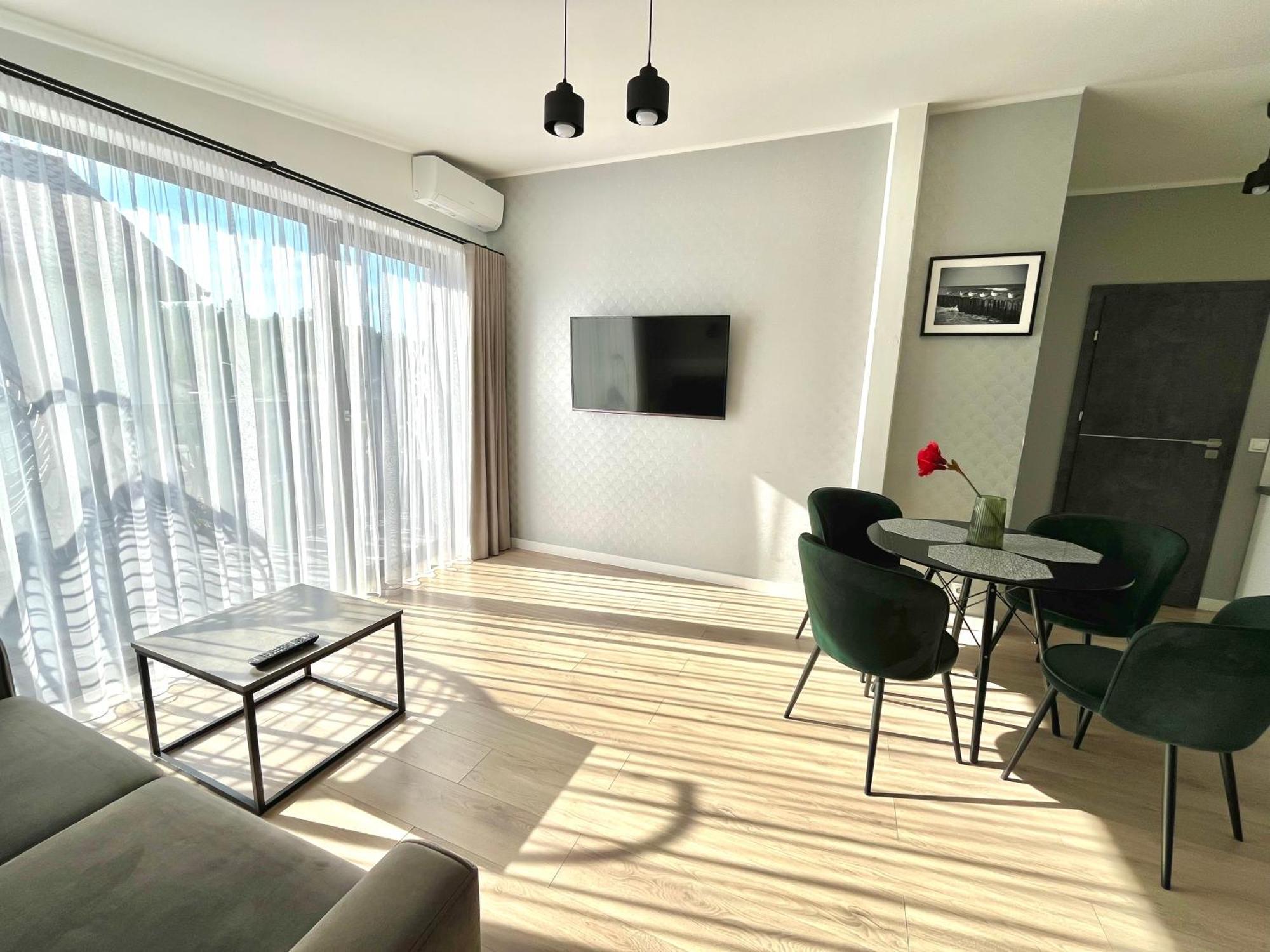 Apartamenty Blast Nad Morzem Chłopy Екстериор снимка